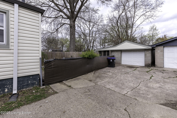 Listing Image 25