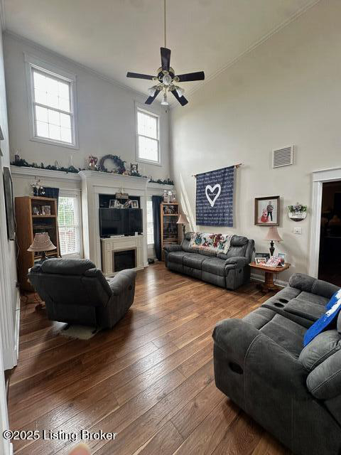 Listing Image 3