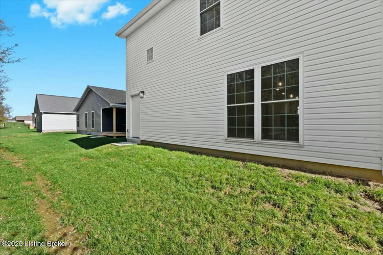 Listing Image 29