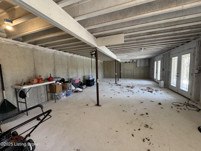 Listing Image 80
