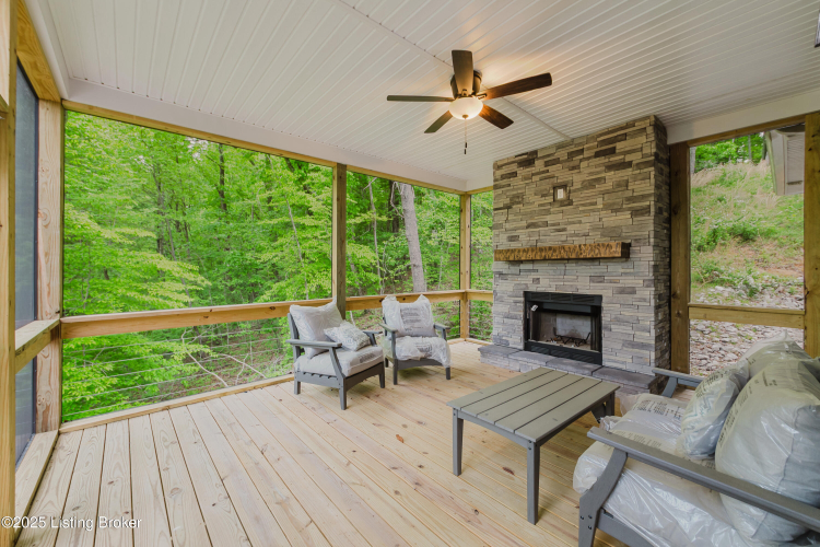 Listing Image 21