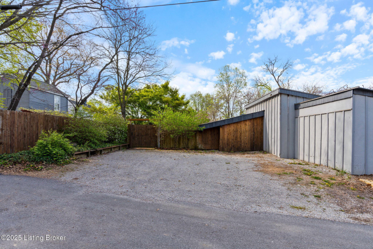 Listing Image 69