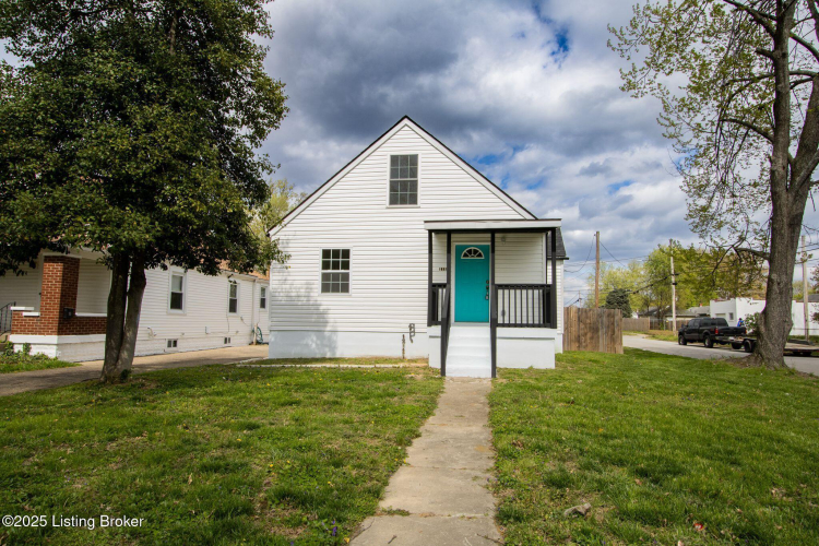 Listing Image 4