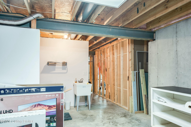 Listing Image 80
