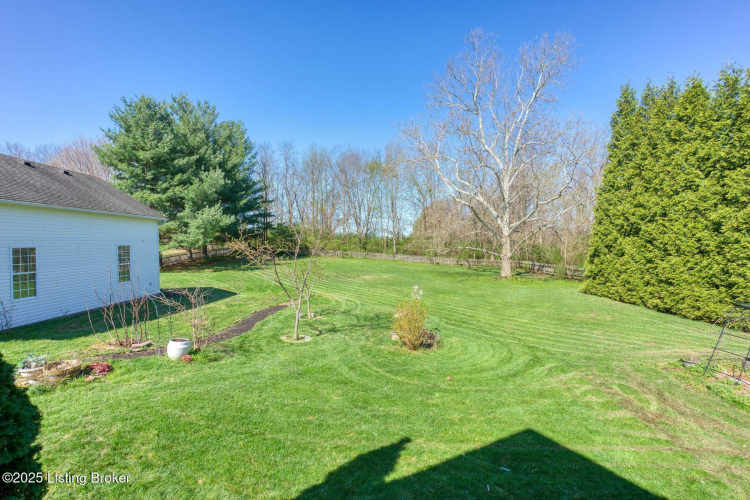 Listing Image 44