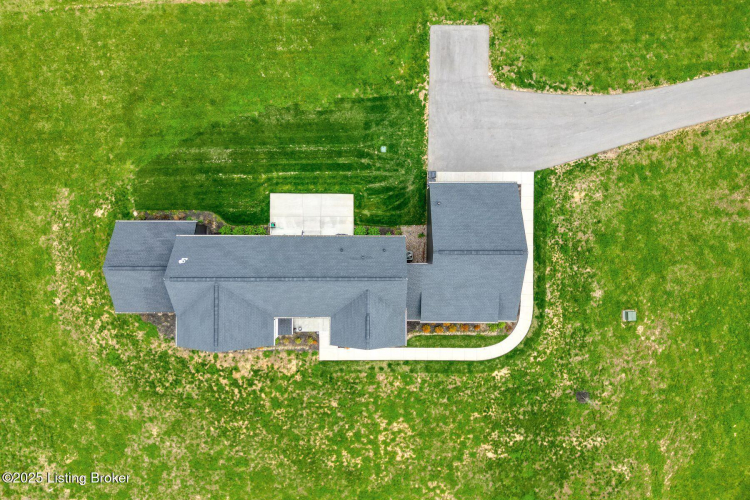 Listing Image 77