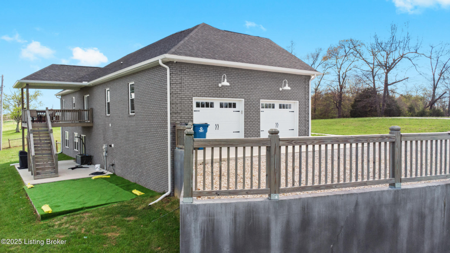 Listing Image 76