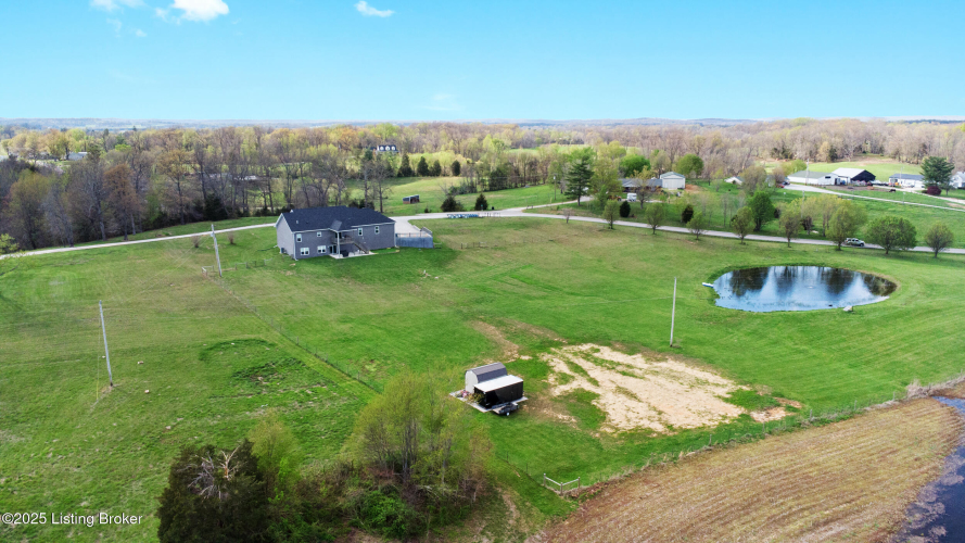 Listing Image 77