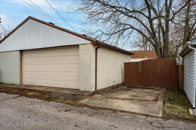 Listing Image 33