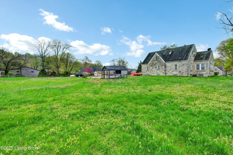 Listing Image 33