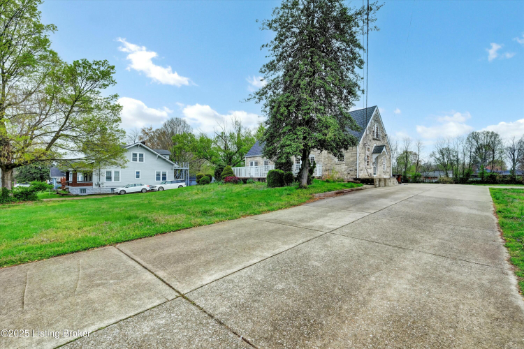 Listing Image 38