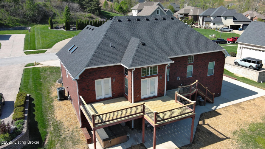 Listing Image 17