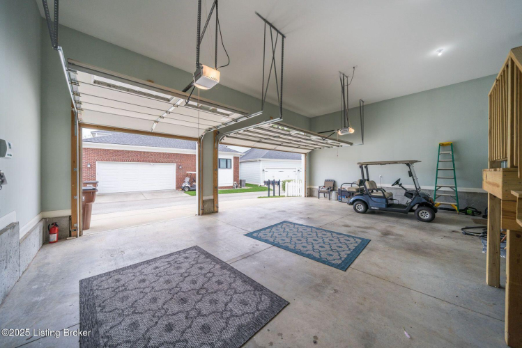 Listing Image 80