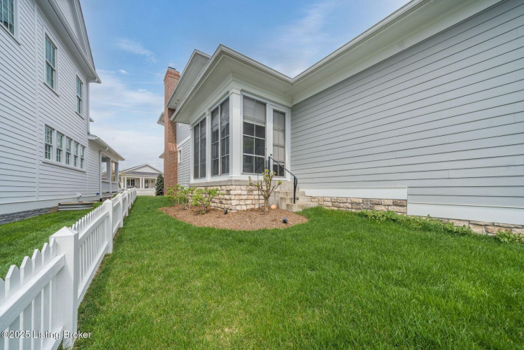 Listing Image 85
