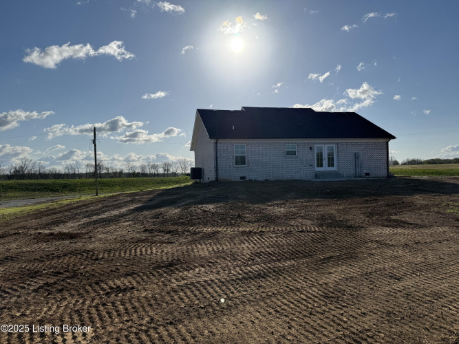 Listing Image 20
