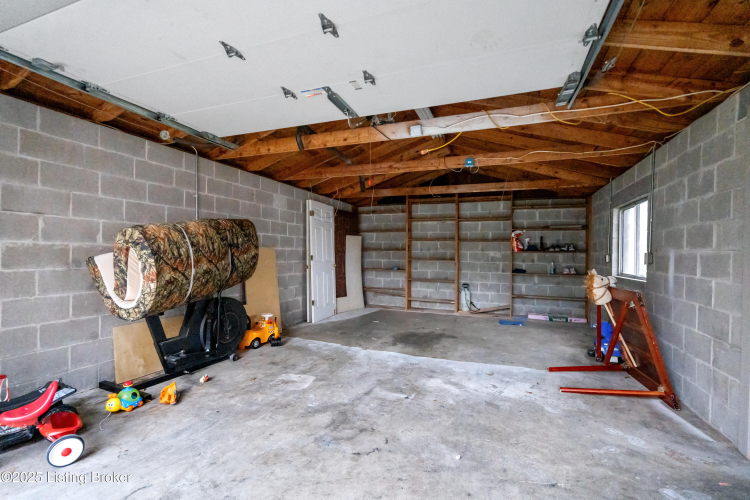 Listing Image 31