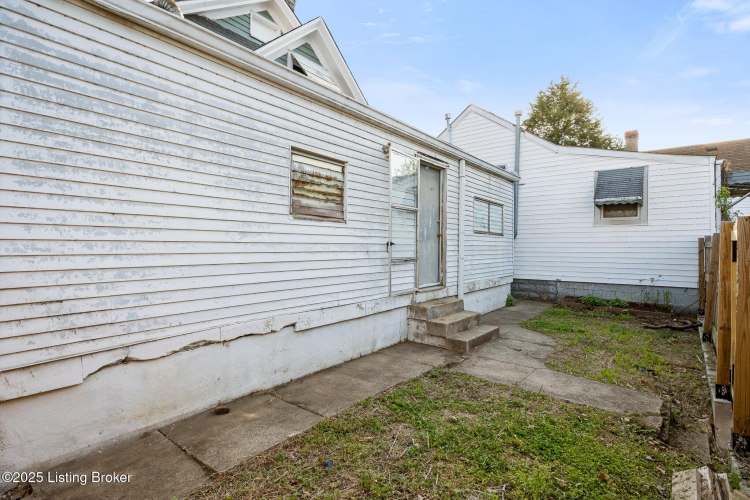 Listing Image 25