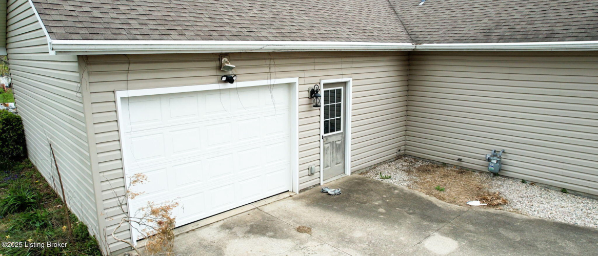 Listing Image 30