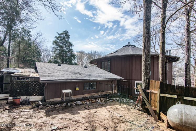 Listing Image 62