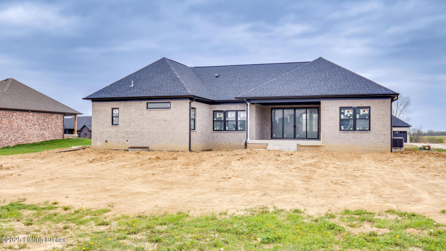 Listing Image 37