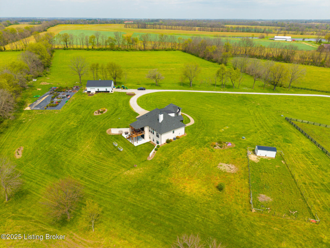 Listing Image 41