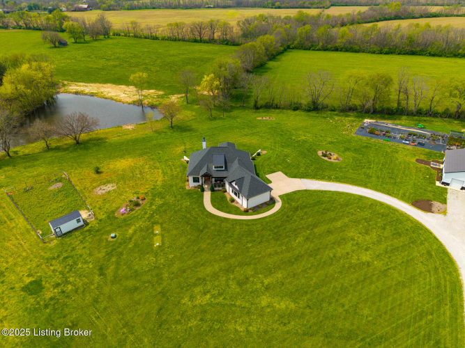 Listing Image 43