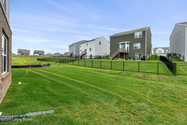 Listing Image 41