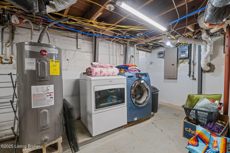 Listing Image 46