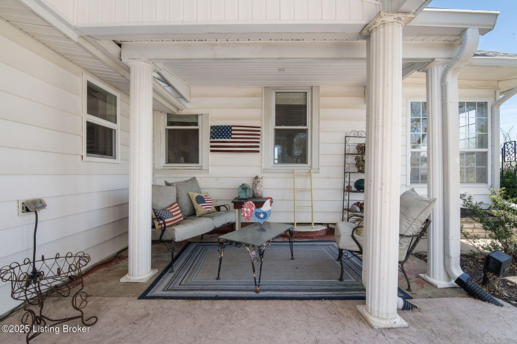 Listing Image 47