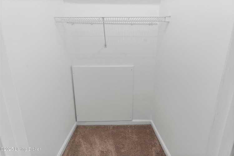 Listing Image 47