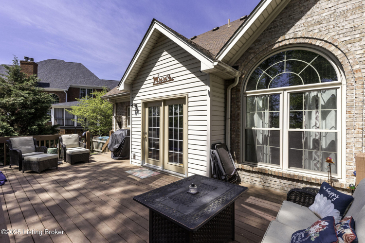 Listing Image 44