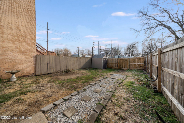 Listing Image 15