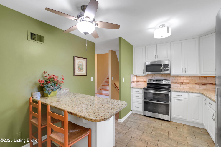 Listing Image 13