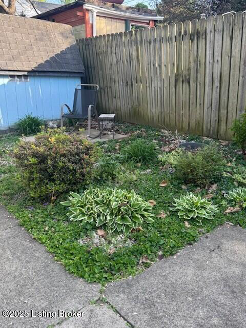 Listing Image 16