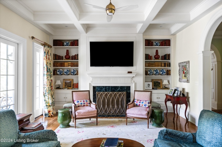 Listing Image 19