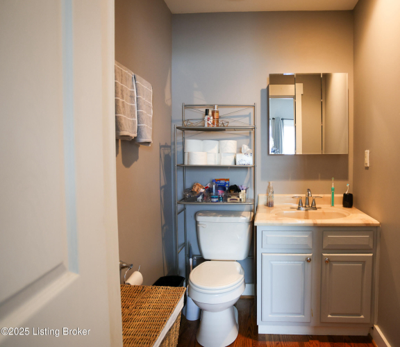 Listing Image 13