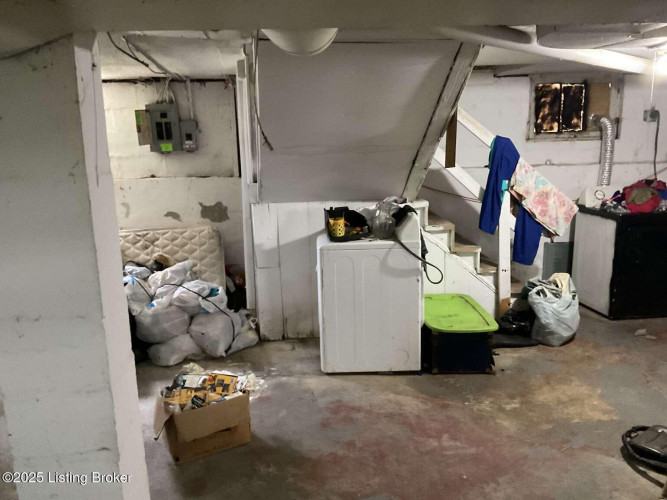 Listing Image 20