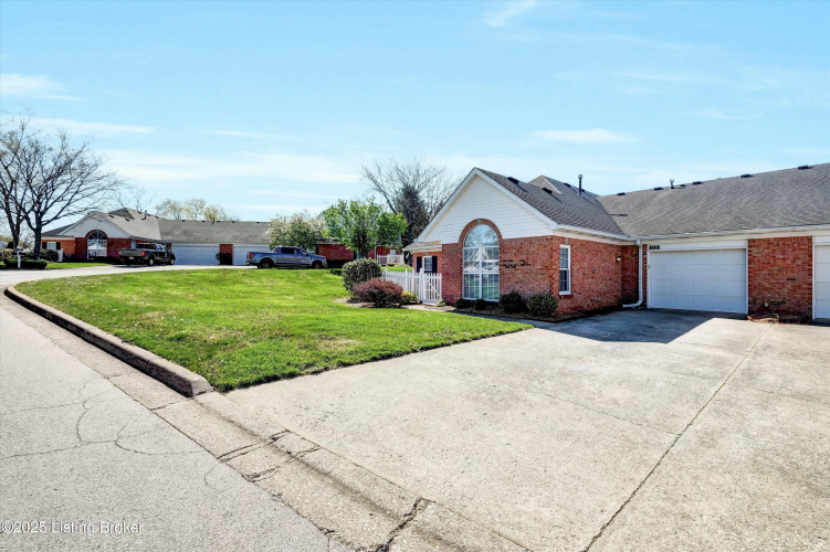 Listing Image 32
