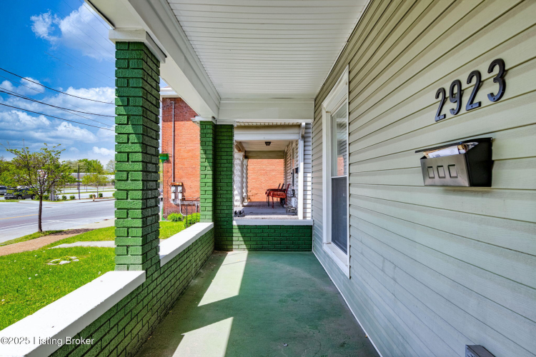 Listing Image 43