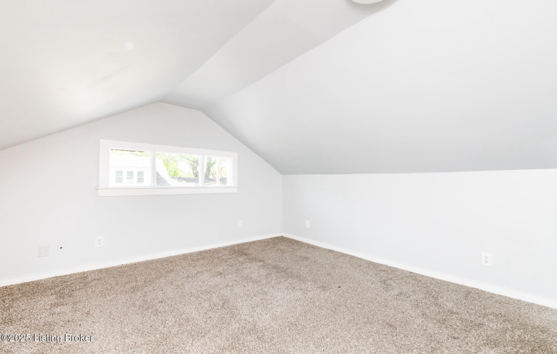 Listing Image 42