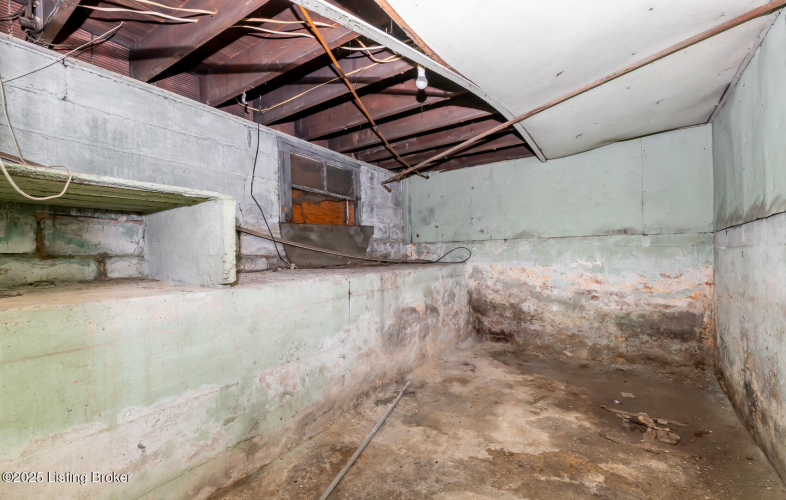 Listing Image 49
