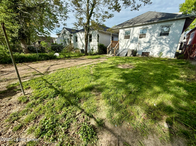 Listing Image 6