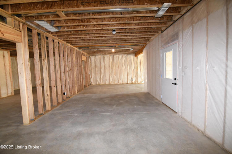 Listing Image 33