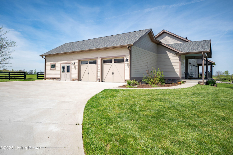 Listing Image 53