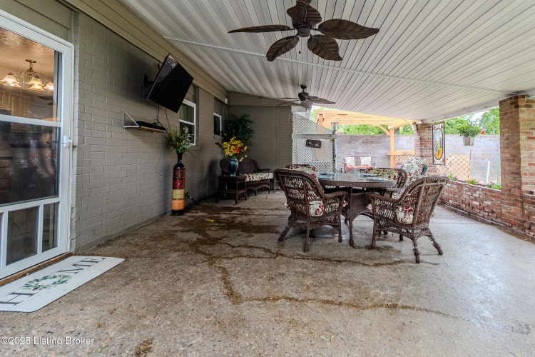 Listing Image 37