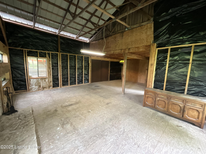 Listing Image 48