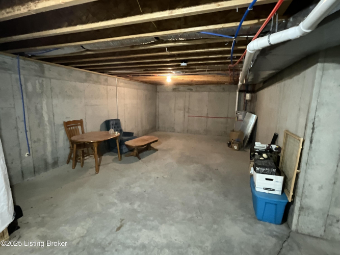 Listing Image 26