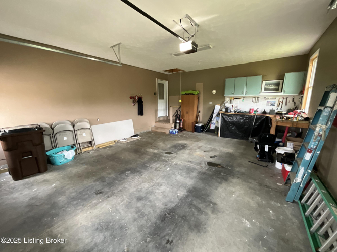 Listing Image 28