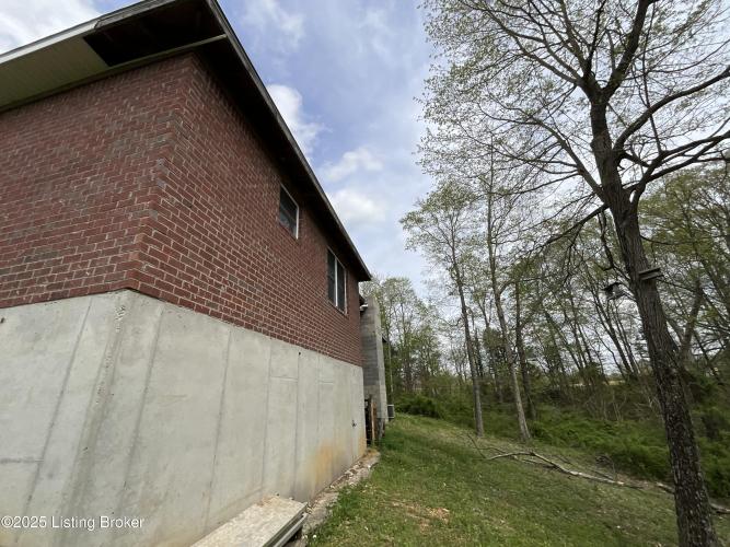 Listing Image 29