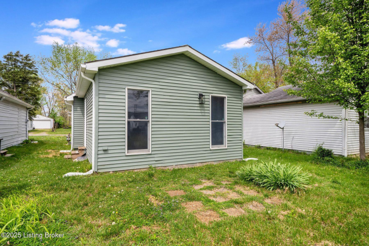 Listing Image 24
